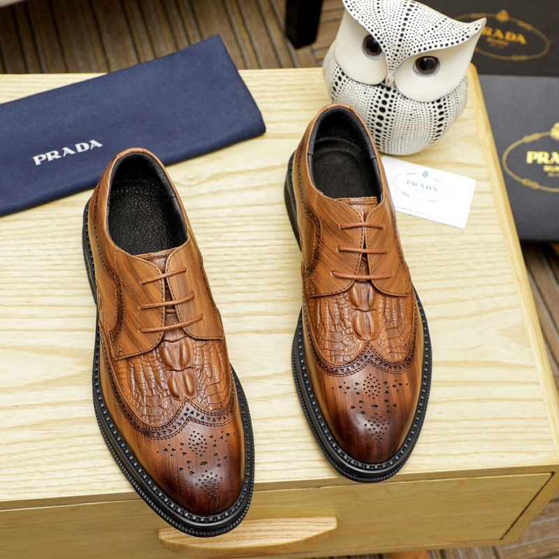 Pra*a leather shoes